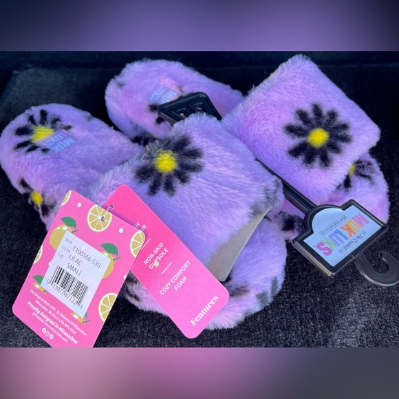 Muk Luks Shoes - MUK LUKS Women's Orla Slippers *SMALL*